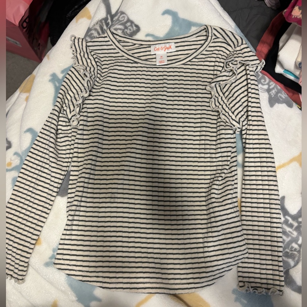 Girls 4t longsleeve